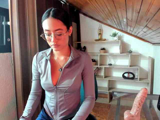 amy-lennox webcam