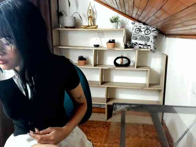 amy-lennox webcam