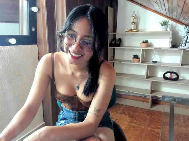 amy-lennox webcam