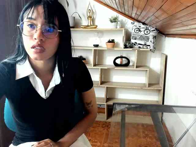 amy-lennox webcam