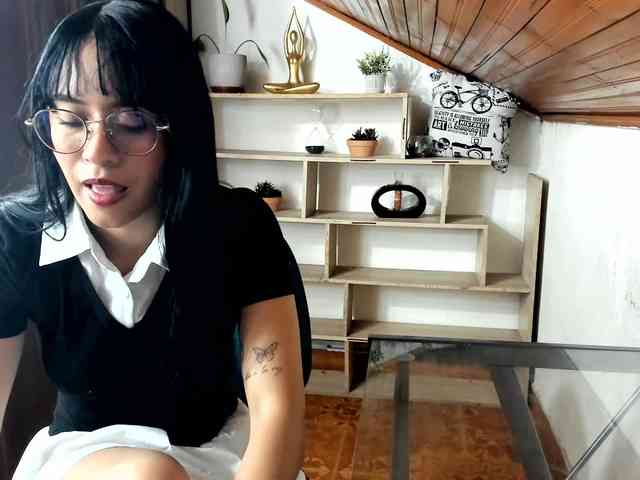 amy-lennox webcam