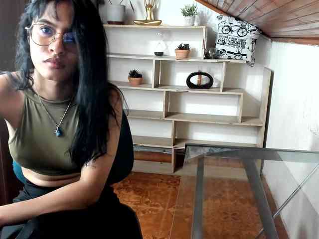 amy-lennox webcam
