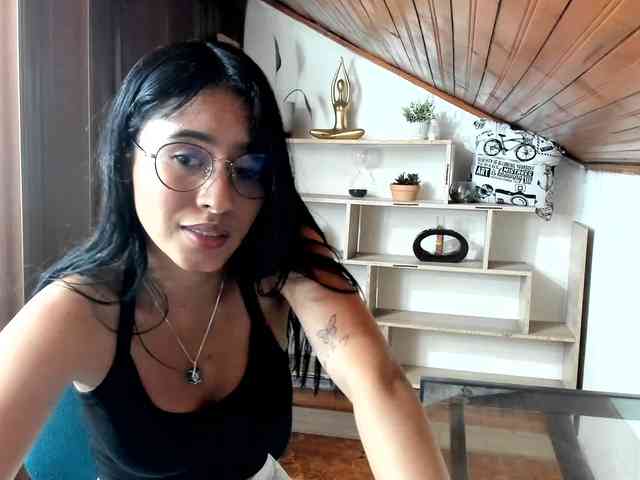 amy-lennox webcam