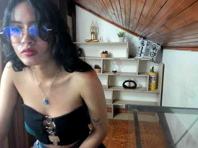 amy-lennox webcam