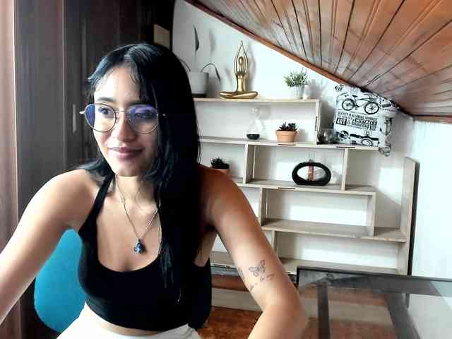 amy-lennox webcam