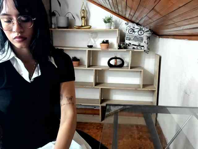 amy-lennox webcam