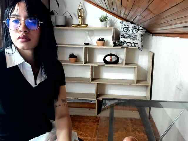 amy-lennox webcam