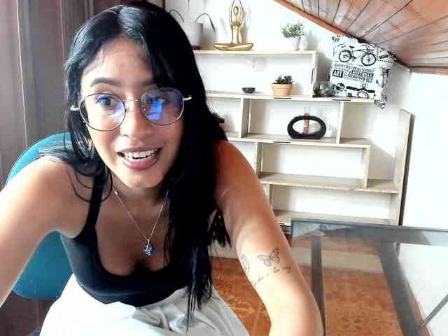amy-lennox webcam
