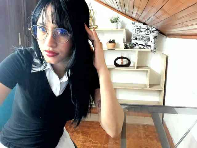 amy-lennox webcam