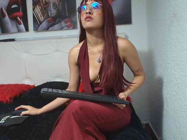 amy-lennox webcam