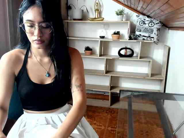 amy-lennox webcam