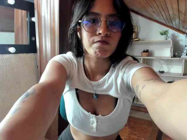 amy-lennox webcam
