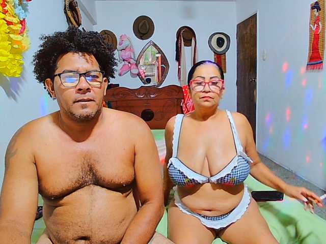 maturecouplesex1 live cam preview