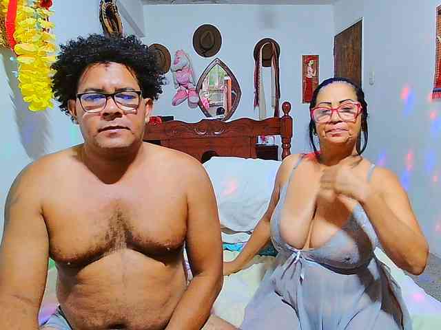 Modelo: maturecouplesex1