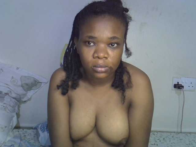 Ebonybootygirl live cam on BongaCams