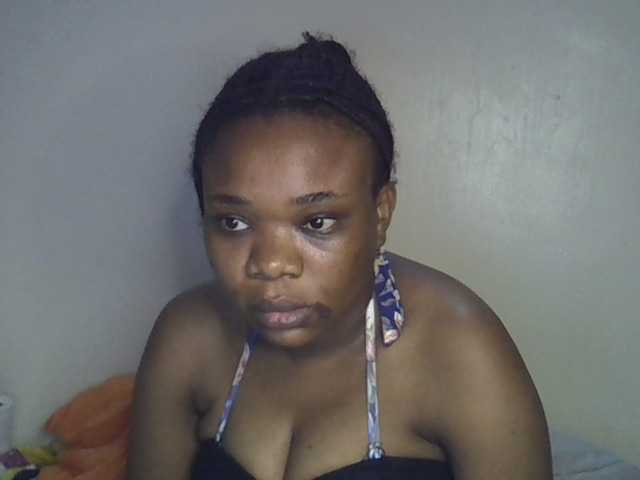 Ebonybootygirl live cam on BongaCams