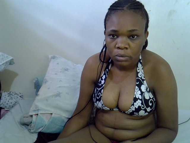 Ebonybootygirl live cam on BongaCams