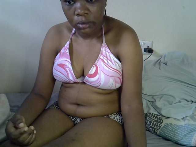 Ebonybootygirl live cam on BongaCams