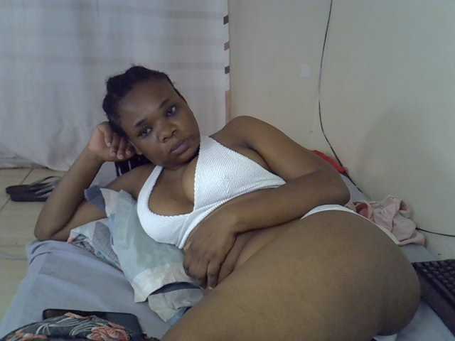 Ebonybootygirl
