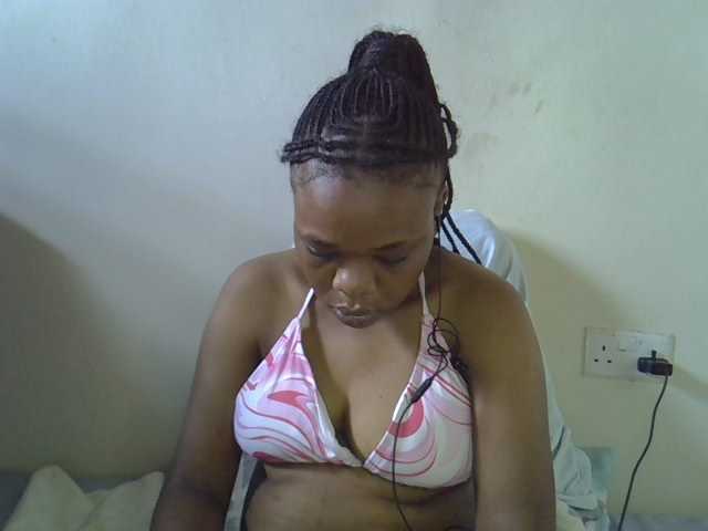 Ebonybootygirl live webcam show
