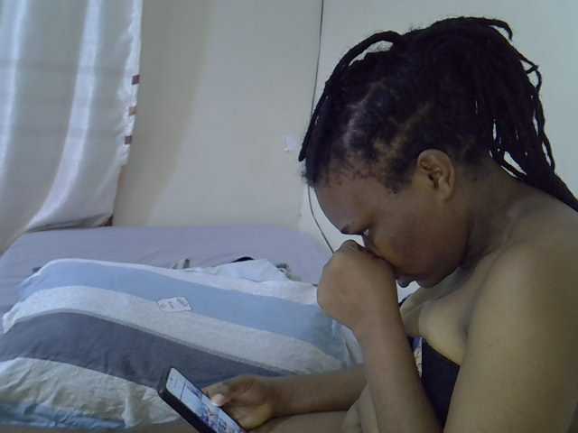 Ebonybootygirl live cam on BongaCams