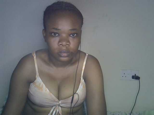 Ebonybootygirl live cam on BongaCams
