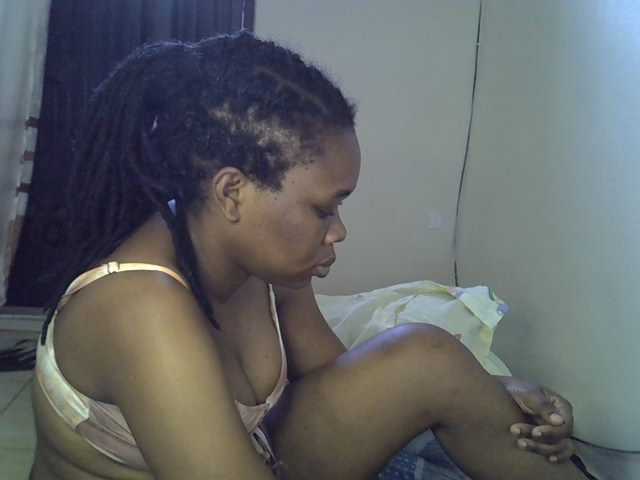 Ebonybootygirl live cam on BongaCams