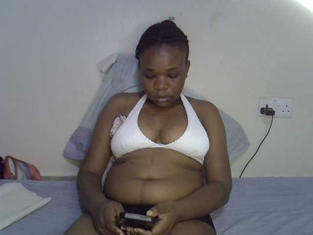 Ebonybootygirl live cam on BongaCams