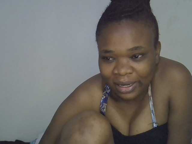 Ebonybootygirl live cam on BongaCams