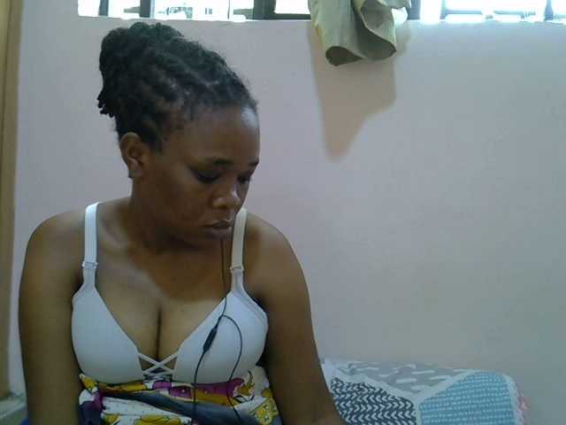 Ebonybootygirl's BongaCams show and profile