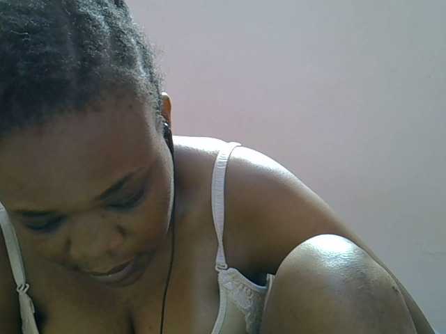 Ebonybootygirl webcam