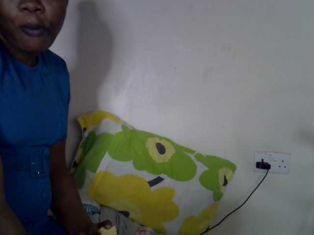 Ebonybootygirl live cam on BongaCams