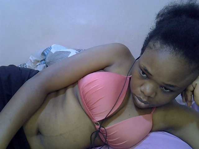Ebonybootygirl live cam on BongaCams
