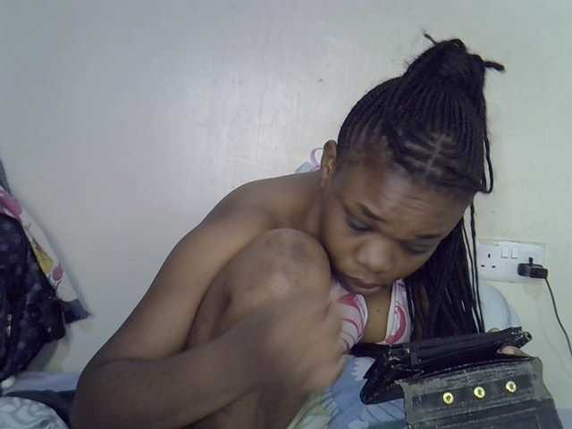 Ebonybootygirl live webcam show