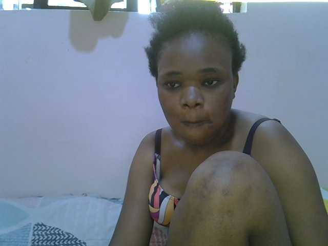 Ebonybootygirl live cam on BongaCams