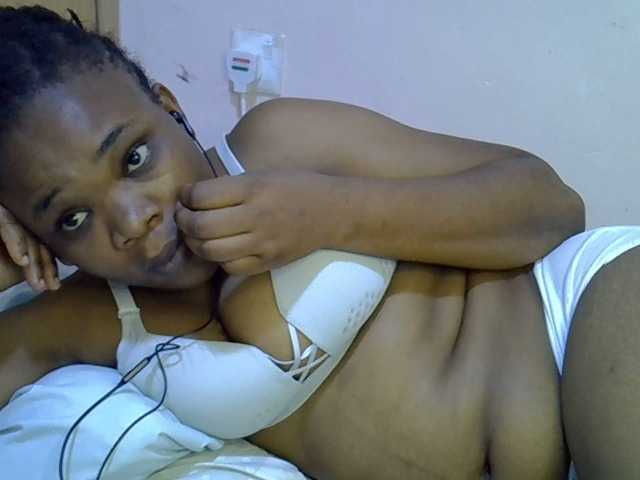 Ebonybootygirl