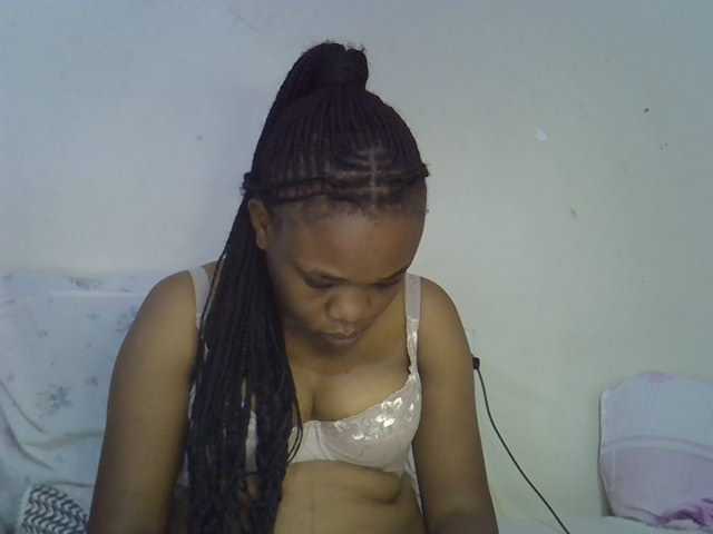 Ebonybootygirl live cam on BongaCams