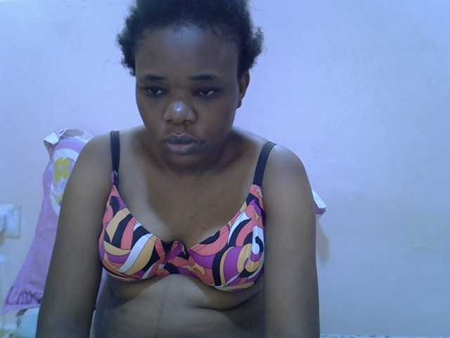 Ebonybootygirl live cam on BongaCams