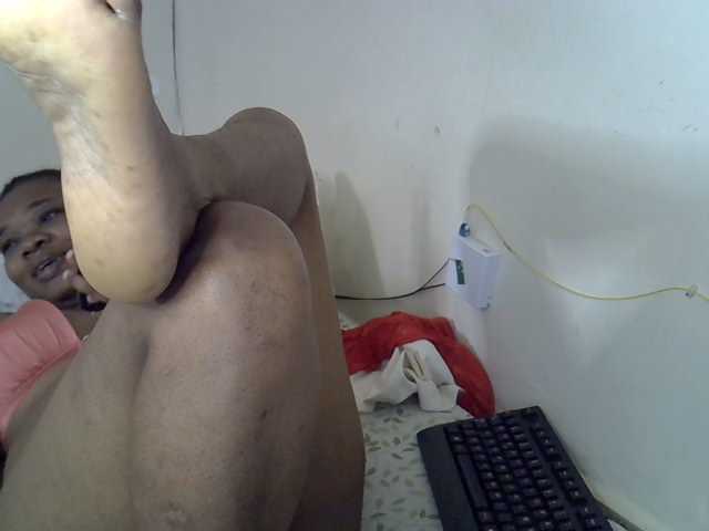 Ebonybootygirl live cam preview