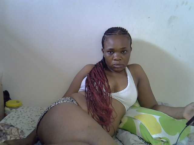 Ebonybootygirl live cam on BongaCams