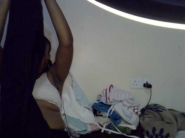 Ebonybootygirl live cam on BongaCams