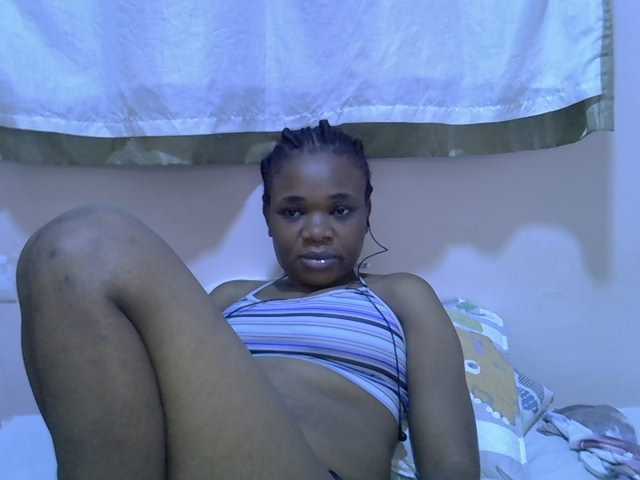 Ebonybootygirl live cam on BongaCams