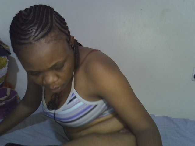 Ebonybootygirl live cam on BongaCams