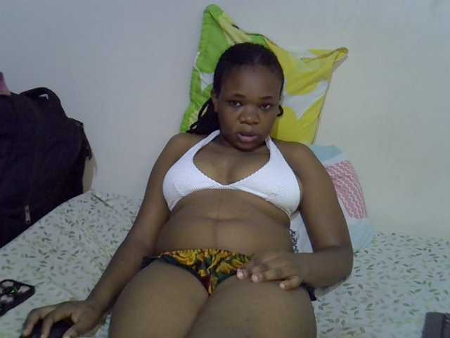 Ebonybootygirl live cam on BongaCams