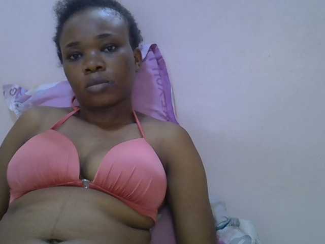 Ebonybootygirl live cam on BongaCams