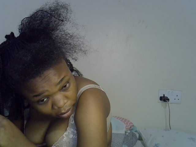 Ebonybootygirl live cam on BongaCams