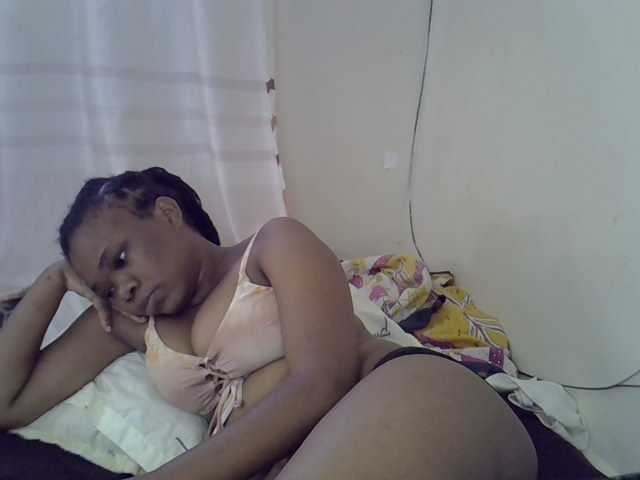 Ebonybootygirl
