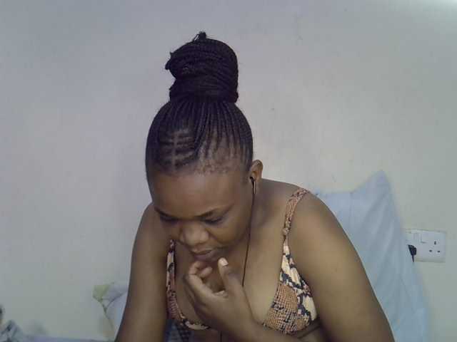 Ebonybootygirl live cam on BongaCams