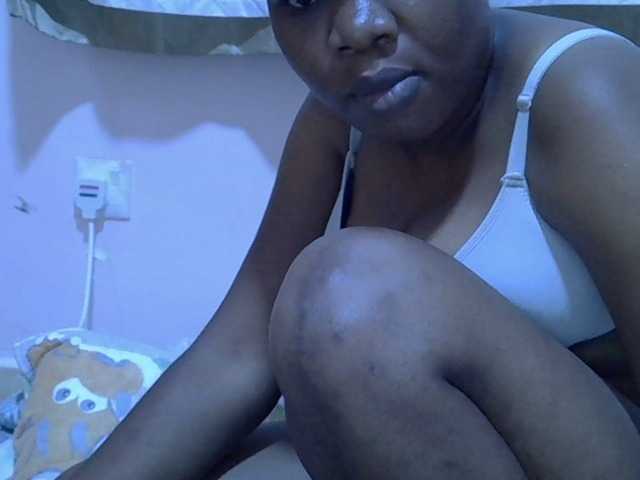 Ebonybootygirl Live Cam on BongaCams