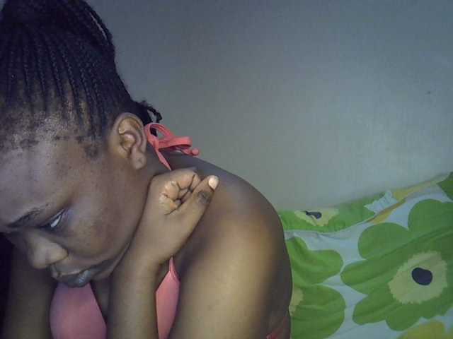 Ebonybootygirl live cam on BongaCams